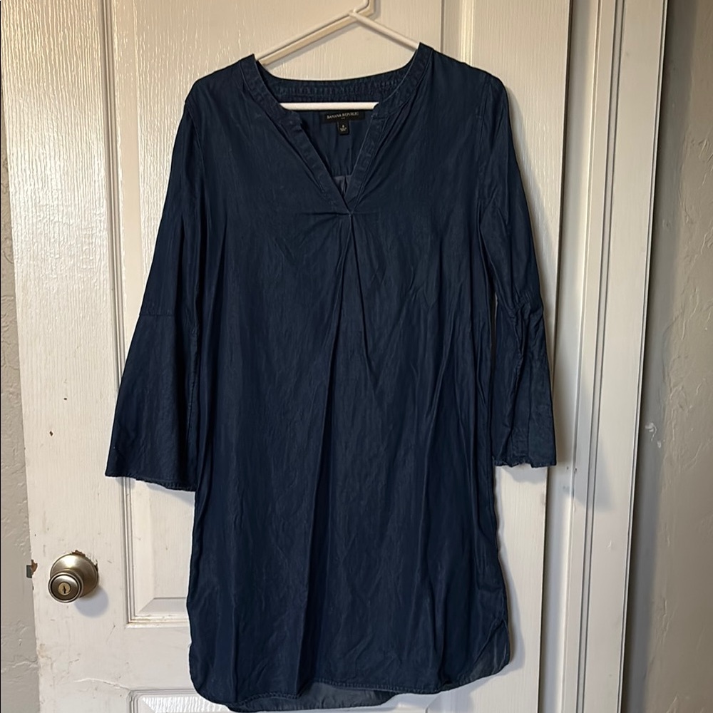 Banana Republic Blue Relaxed Tunic Top